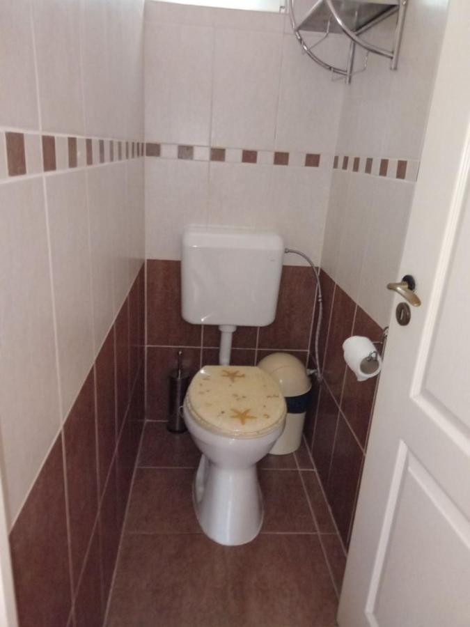 Aranyeso Apartman Hajduszoboszlo Exterior foto