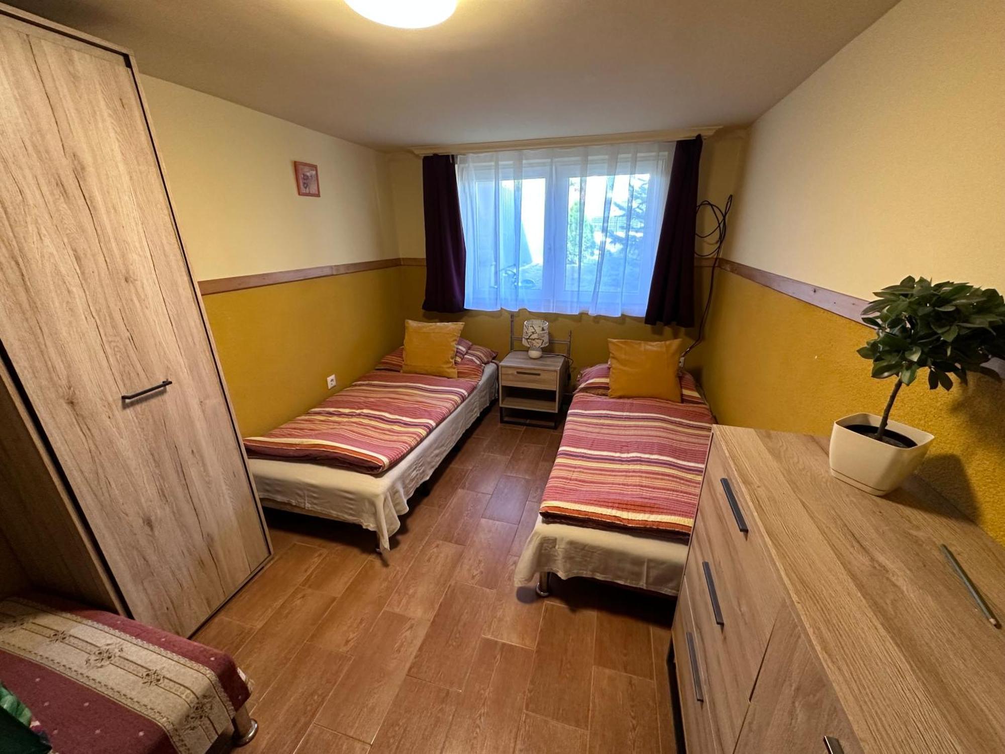 Aranyeso Apartman Hajduszoboszlo Exterior foto