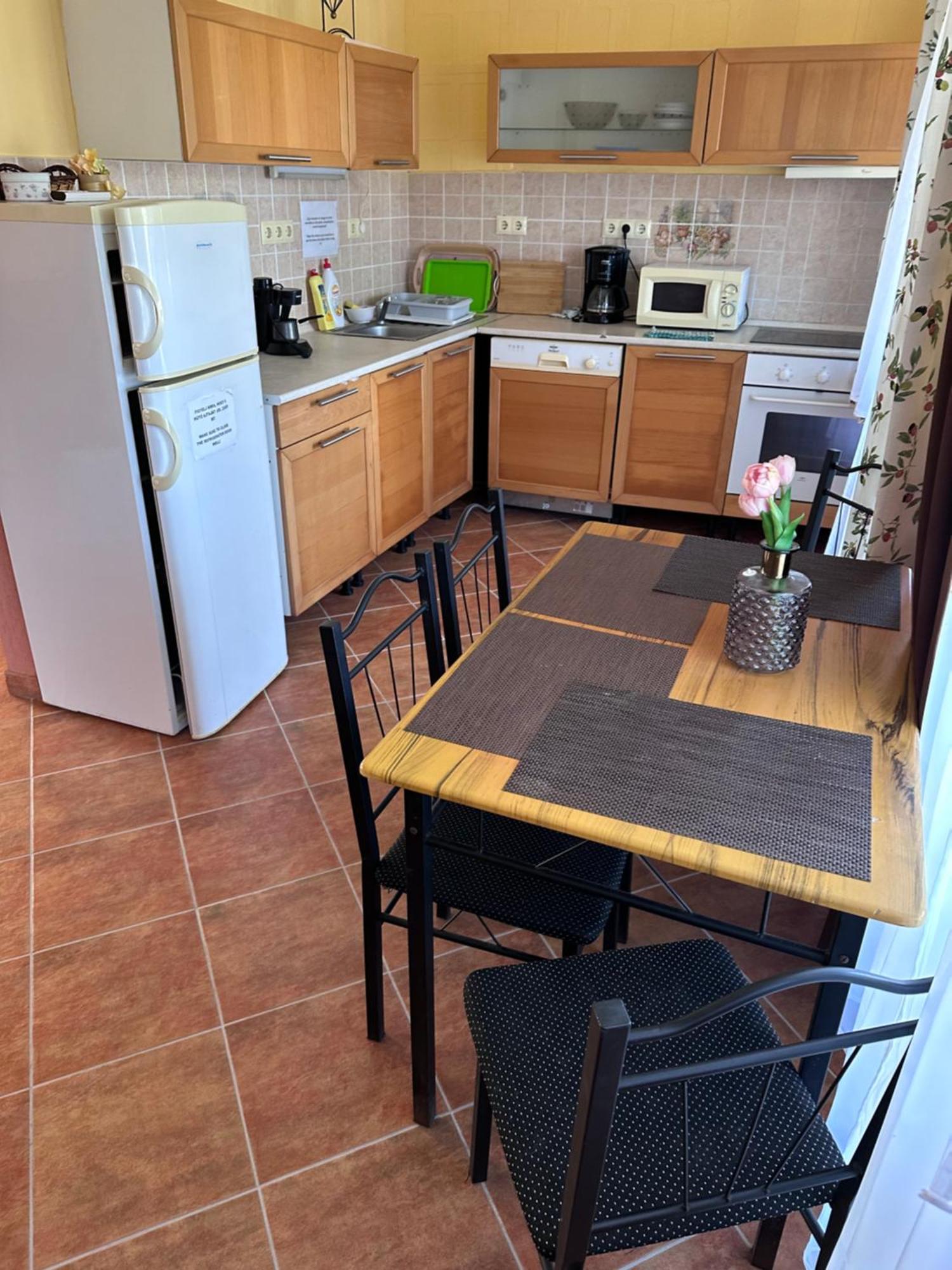 Aranyeso Apartman Hajduszoboszlo Exterior foto